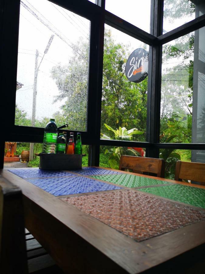 Siri Guesthouse @ Surat Thani Extérieur photo